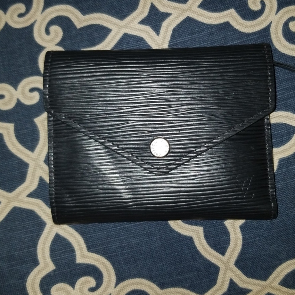 Louis vuitton epi wallet